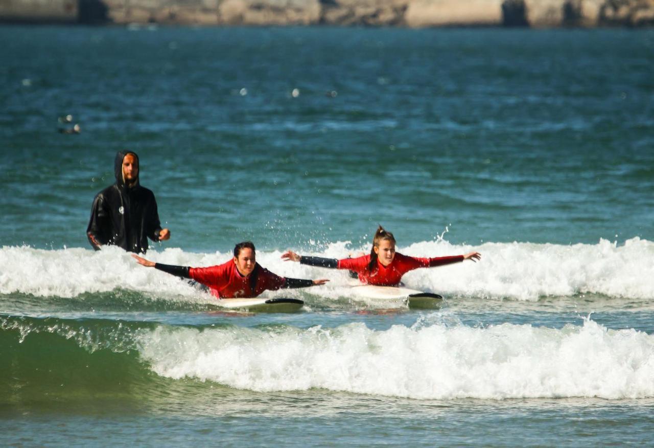 Surfivor Surf Camp Esmoriz Exterior foto