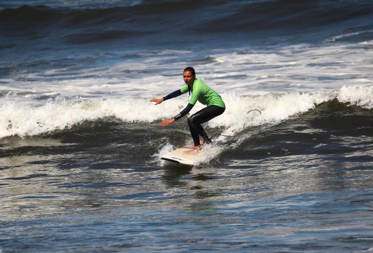 Surfivor Surf Camp Esmoriz Exterior foto