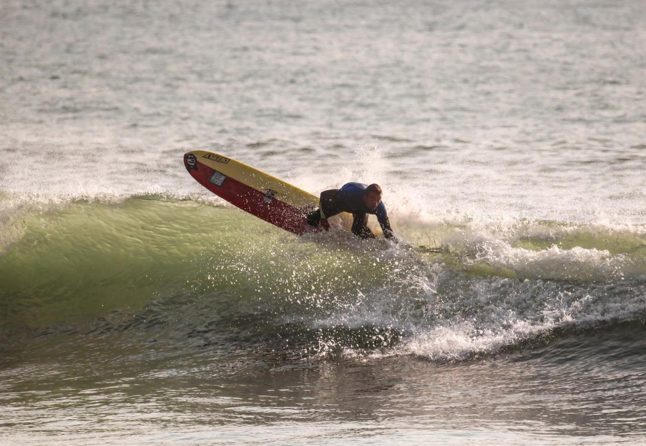 Surfivor Surf Camp Esmoriz Exterior foto