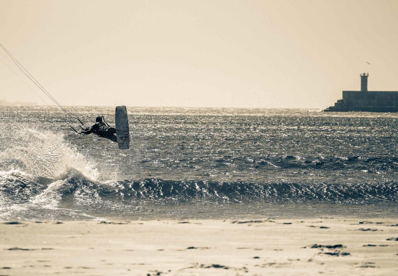 Surfivor Surf Camp Esmoriz Exterior foto